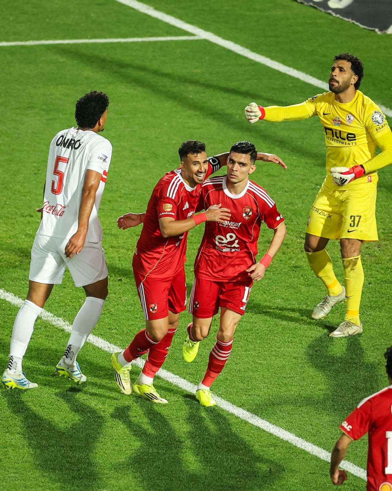 الأهلي والزمالك