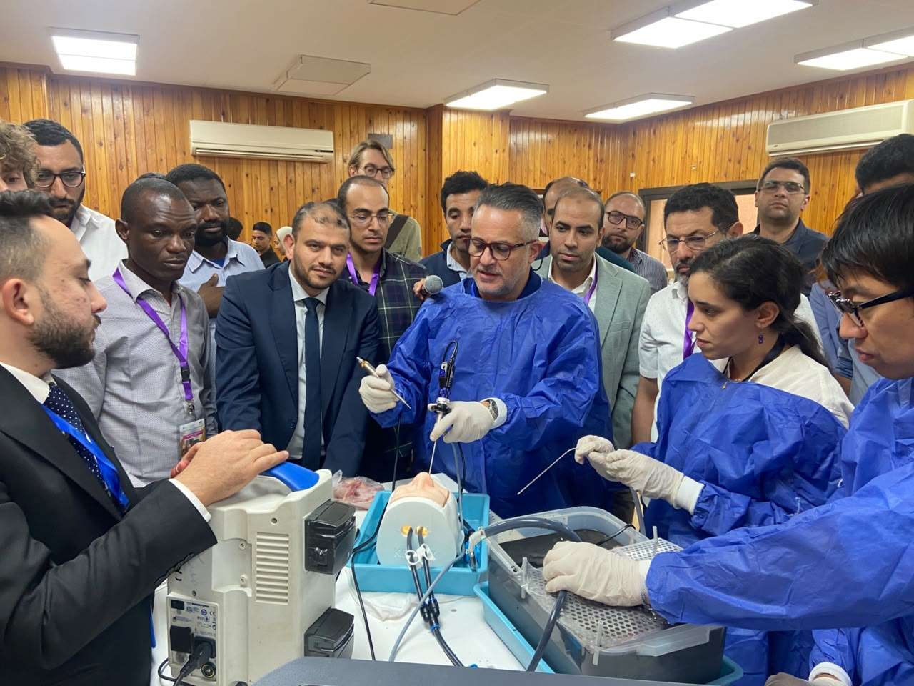 مؤتمر جراحة أعصاب الأطفال في مصر